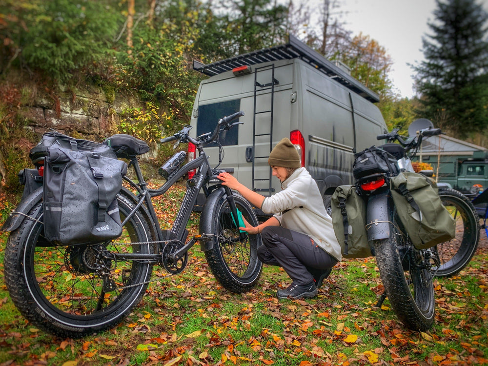 How To Easily Regulate The Tire Pressure On Your Fat Tire Bike how-to-easily-regulate-the-tire-pressure-on-your-fat-tire-bike