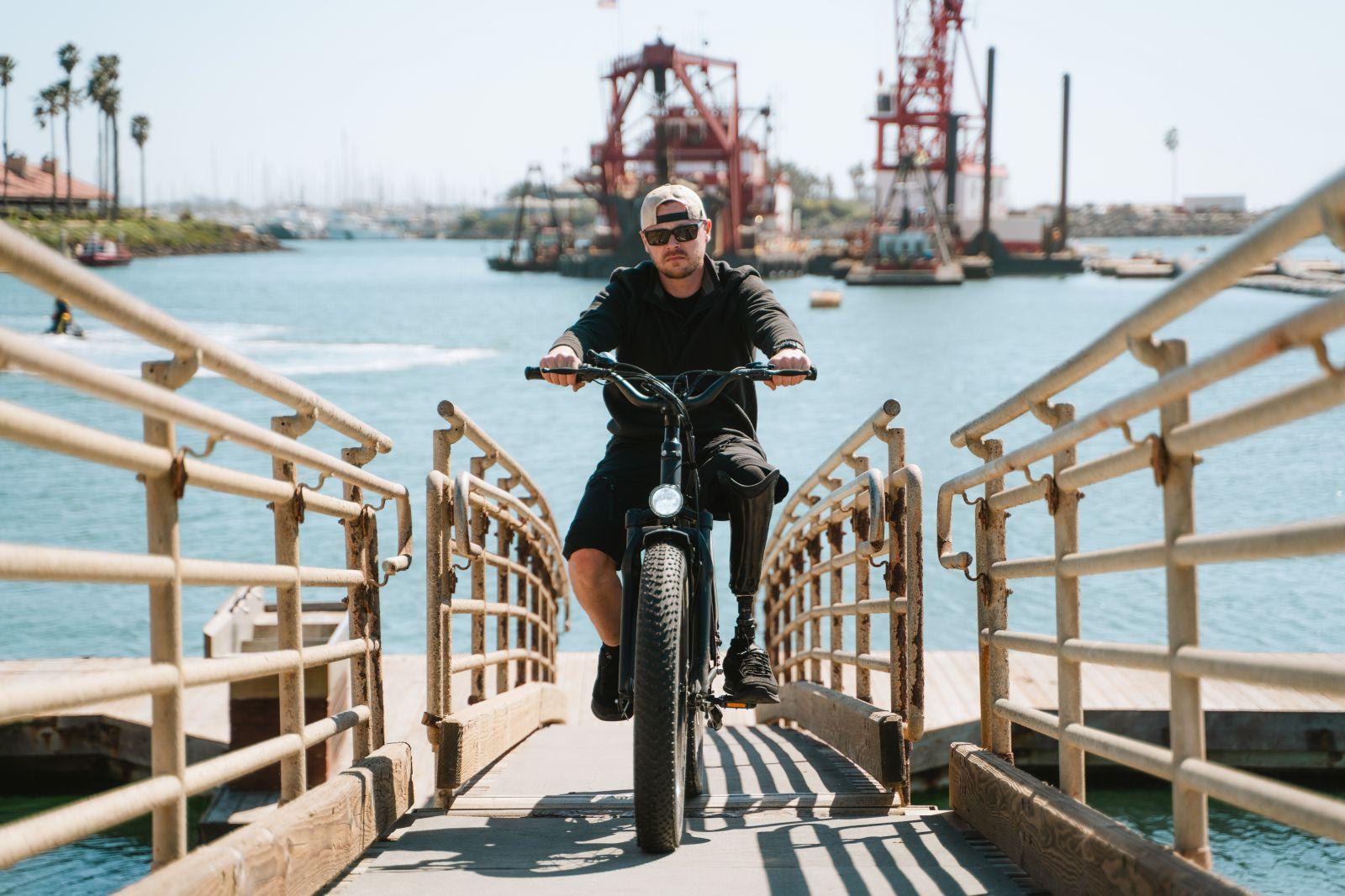 Choosing the Perfect Ride: Unveiling the Contrasts - E-Bike vs. Moped vs. Scooter -Himiway eBike