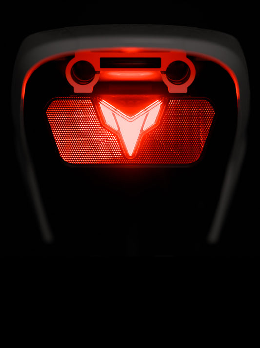 C5 Auto-Illuminating Brake Light