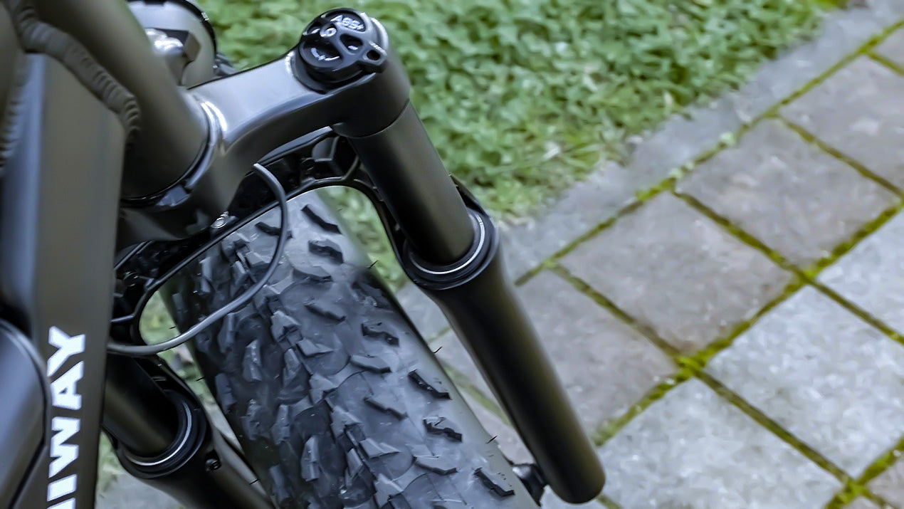 Front Fork: Coil Suspension & Hydraulic Lockout